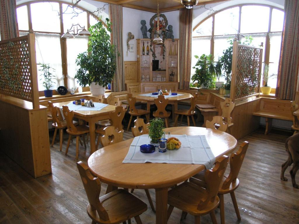 Landgasthof Und Forchhammer Guest house Pliening